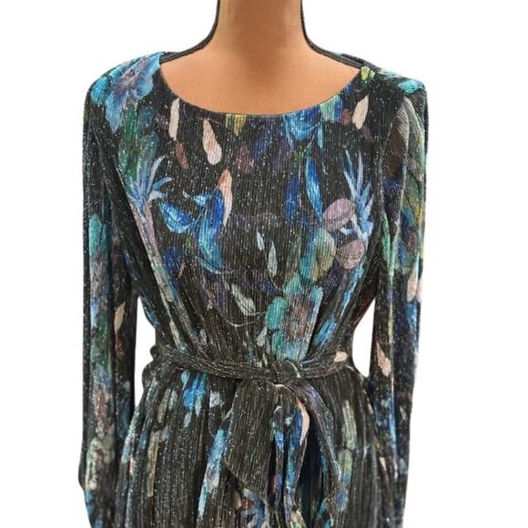 Dress the Population “Kirsi” Mini Dress with Sash Belt and Long Sleeves – Small - Picture 2 of 7